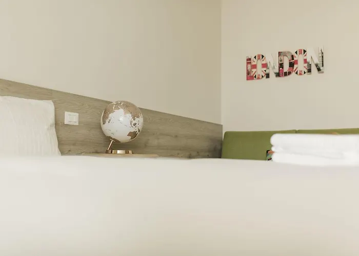 Oda ve Kahvaltı Livingstone 3*